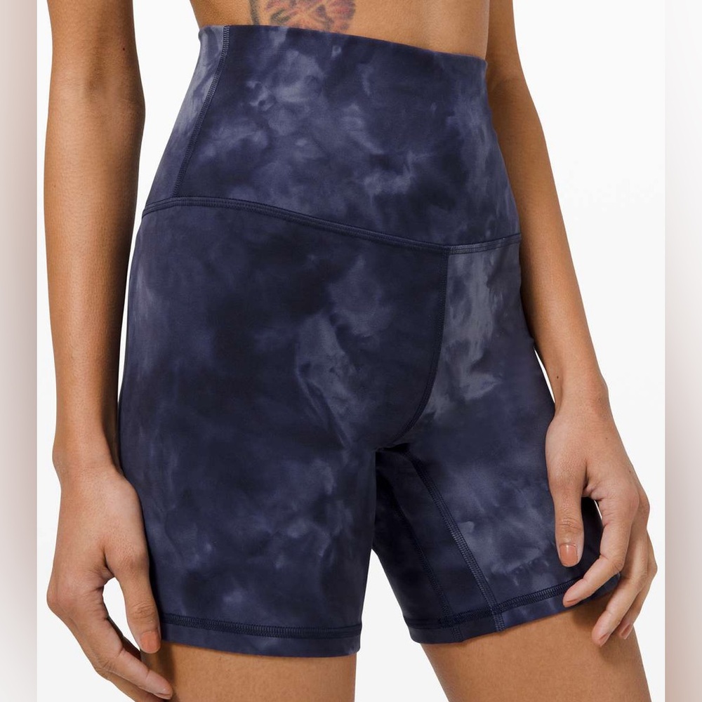 LuluLemon Wunder Train Diamond Dye 4” Shorts